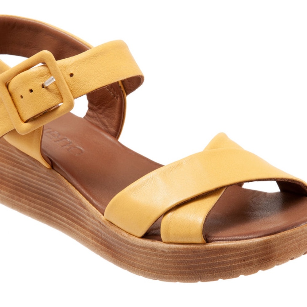 Bueno Manny Wedge Platform Sandal sz 9.5
